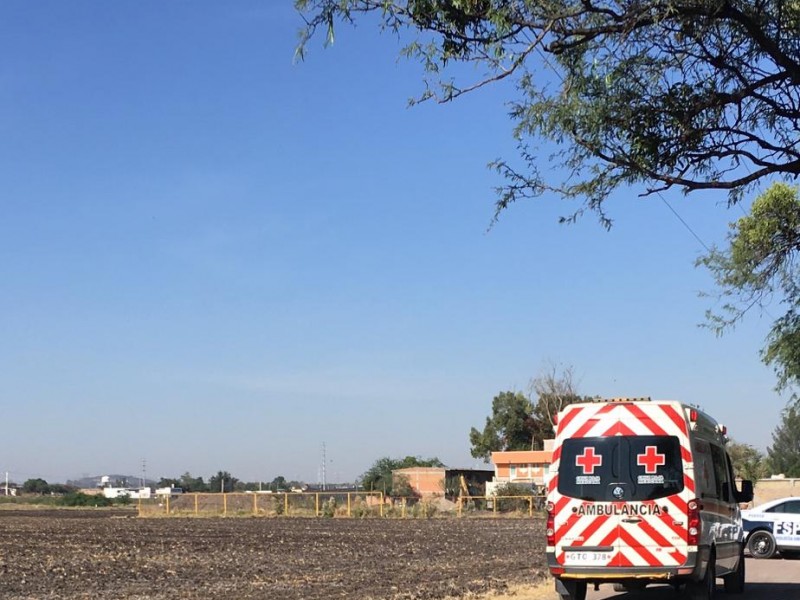 Atacan a hombre a balazos en San Roque