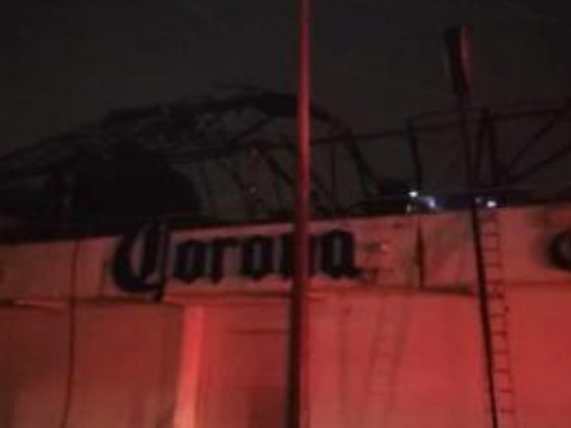 Atacan bar de Coatzacoalcos con bombas molotov