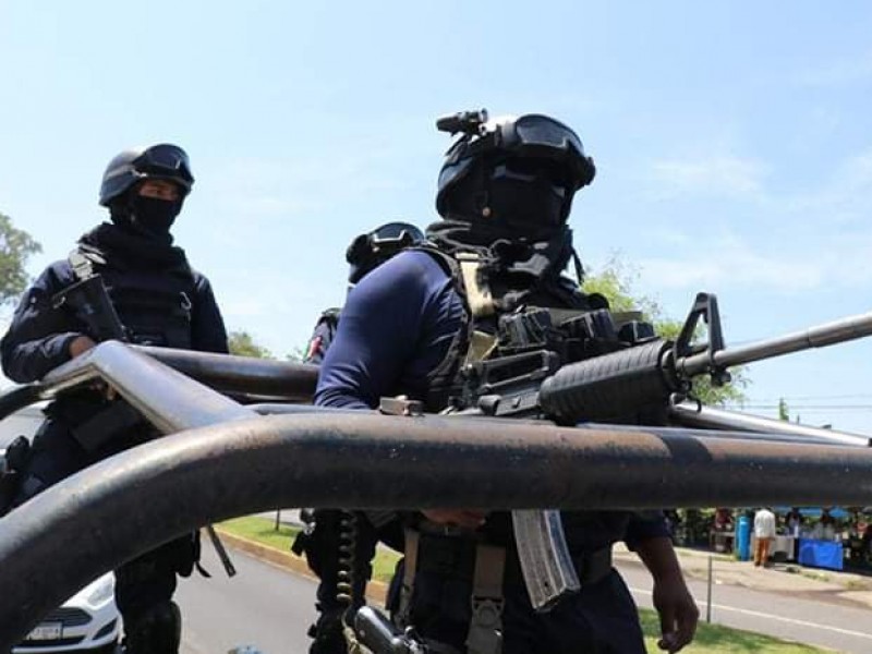 Atacan convoy de vacunas en Tangancícuaro