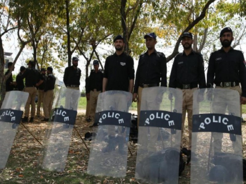 Ataque a escuela en Pakistán, 7 maestros muertos