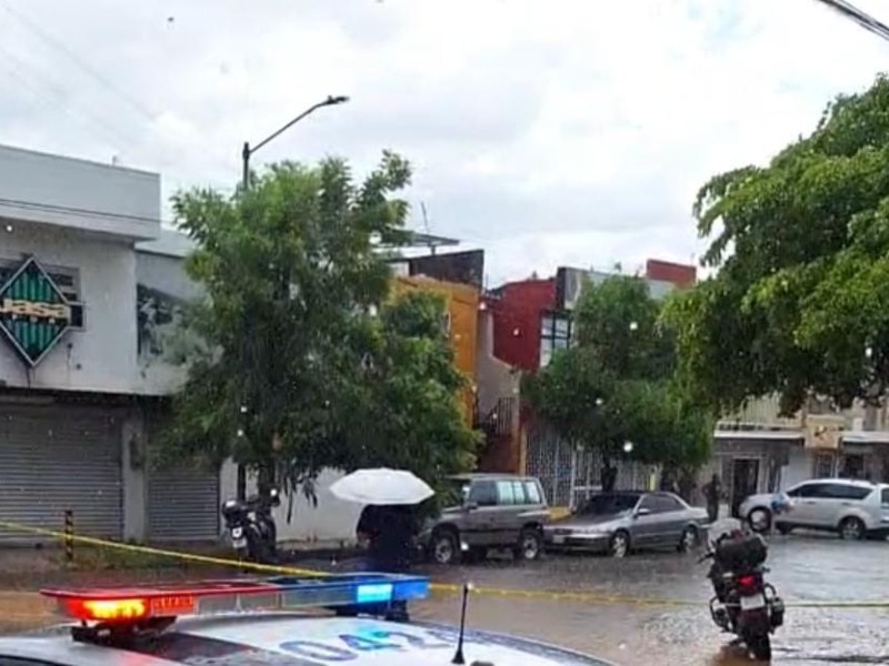 Ataque a policías deja un abatido y personas detenidas en Culiacán