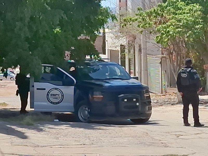 Sicarios atacan a balazos a federales en Culiacán
