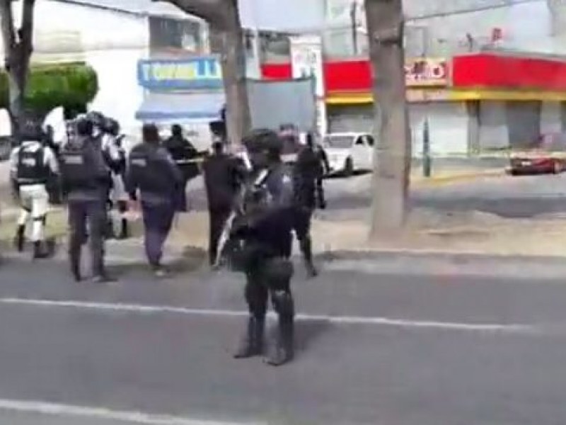 Ataque armado en Celaya deja dos policías lesionados, muere uno