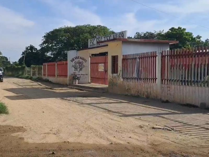 Ataque armado en secundaria de San Blas Atempa deja un profesor herido