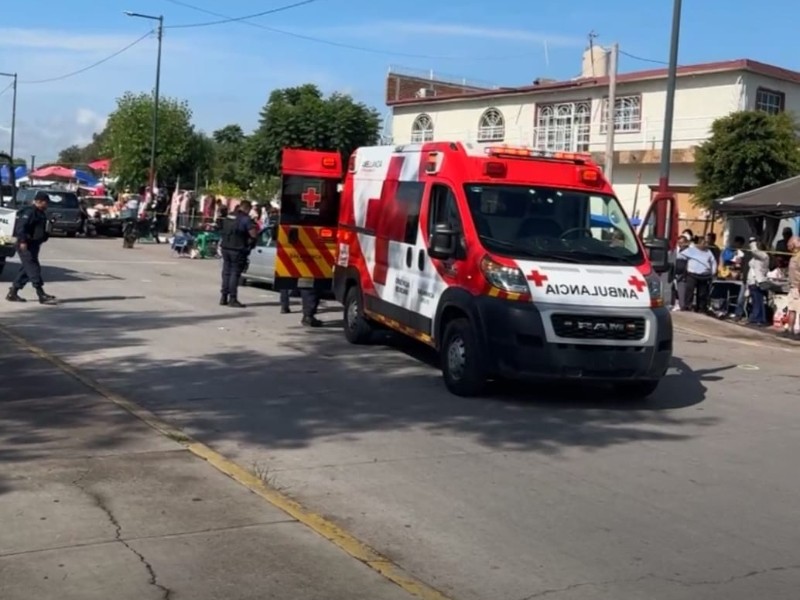 Ataque armado en tianguis deja dos personas lesionadas