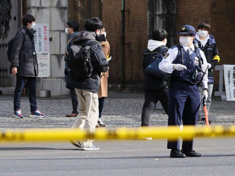 Ataque en universidad japonesa deja heridos