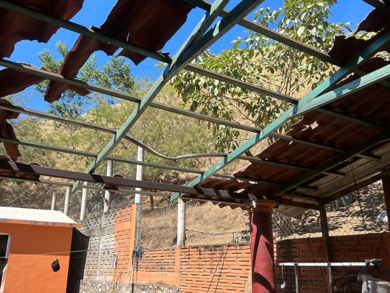 Ataques con drones en El Camarón, sierra de Petatlán, Guerrero
