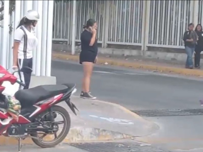 Atención motociclistas: denuncian esquina peligrosa en la Santa Teresita