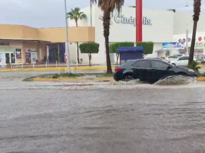 ¡Atentos! Lluvias dejan encharcamientos importantes en Los Mochis