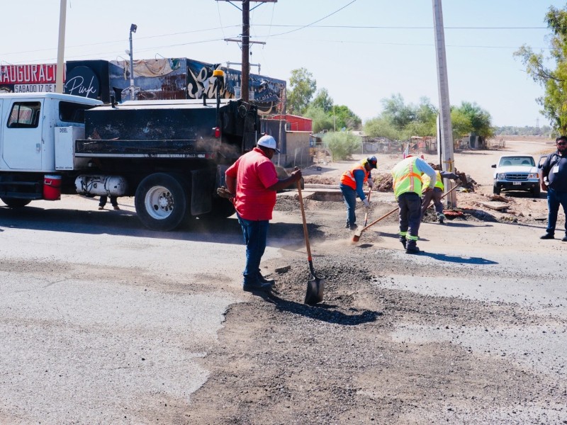 Atiende obras públicas socavón en boulevard Luis Donaldo Colosio