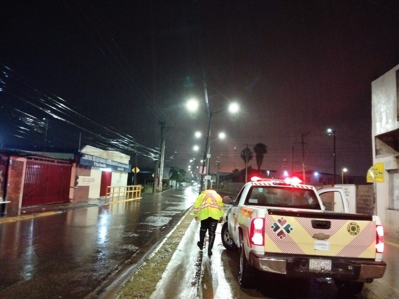 Lluvias colapsan colonias populares, dren y fraccionamiento