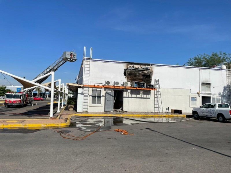 Atiende proteccion Civil Sonora reporte de incendio en restaurante