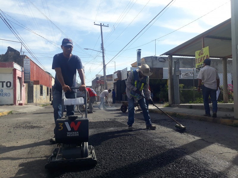 Atiende SOP baches en calles del centro histórico