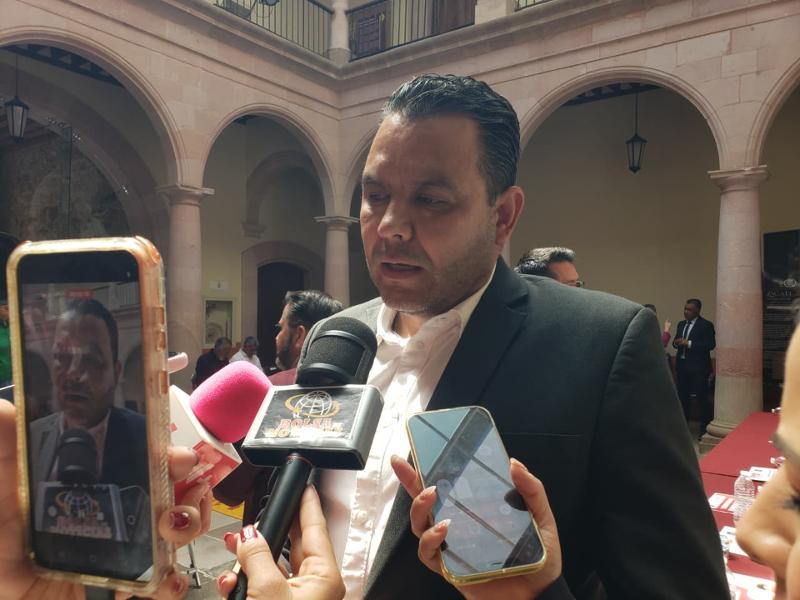 Atienden amenazas con letreros en escuelas de Juchipila y Fresnillo