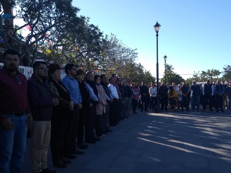 Atienden en escuelas violencia intrafamiliar y de género