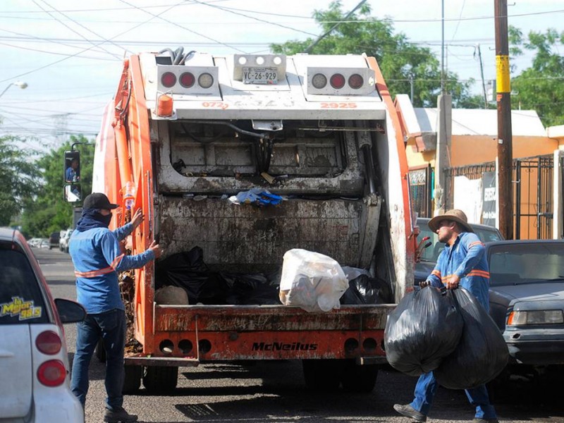 Atraso en recolección de basura es por descompostura de camiones
