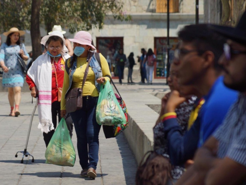 Atribuyen 50% de contagios a reuniones familiares