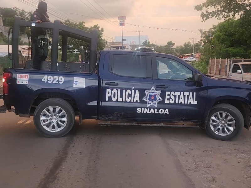 Atropellan a elementos estatales en punto de revisión, en Culiacán