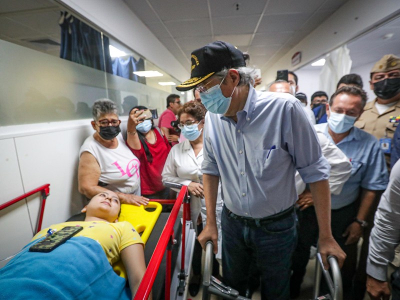 Aumenta a 446 heridos por sismo en Ecuador