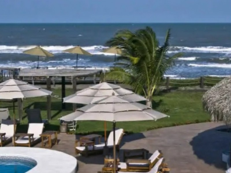 Aumenta afluencia de turísmo en Costa Esmeralda