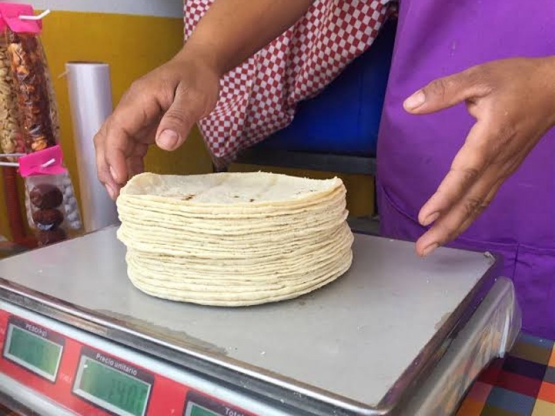 Aumenta el costo del kilogramo de la tortilla en Juchitán