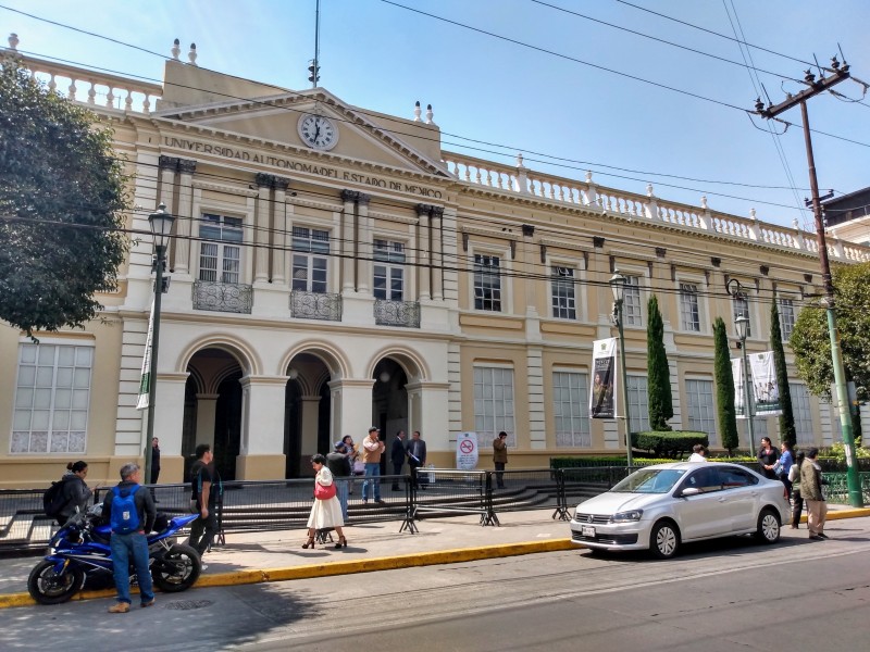 Aumentó el número de estudiantes aceptados en la UAEM