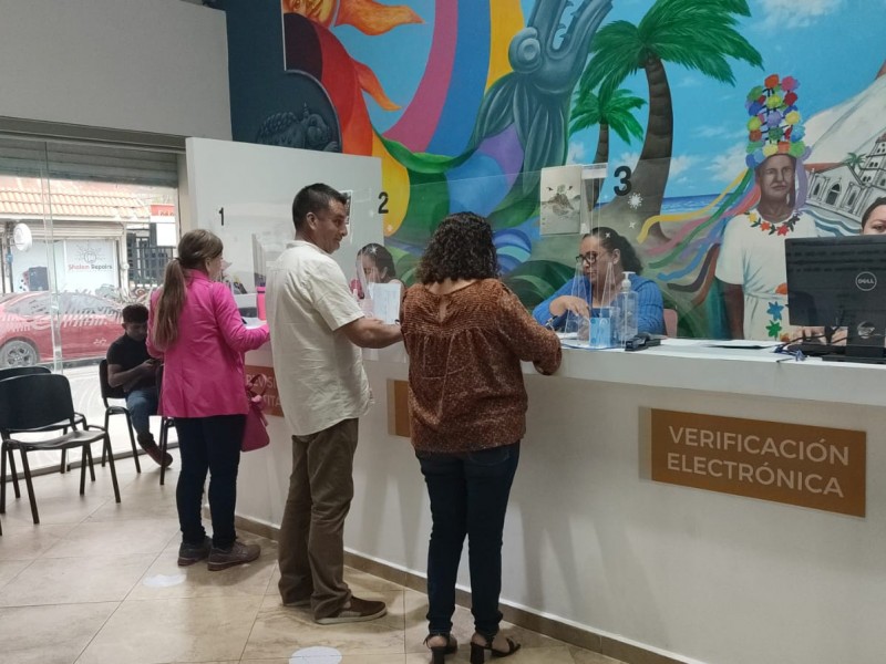 Aumenta expedición de pasaportes por próxima temporada vacacional