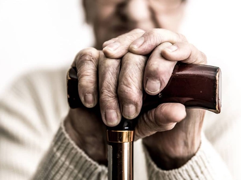Aumenta pensión para adultos mayores