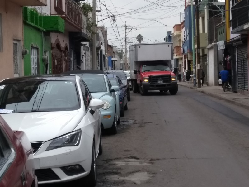 Aumenta robo de autos en zona centro