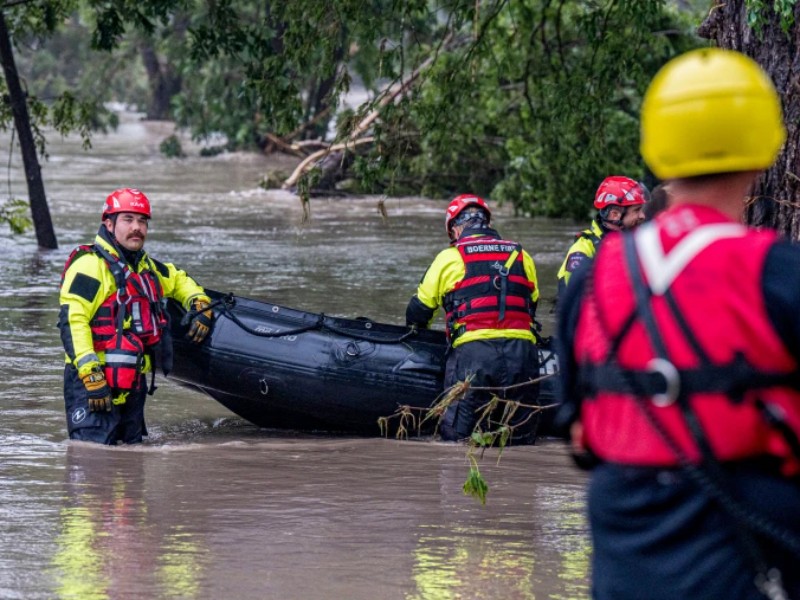 Aumenta a 109 cifra de muertos por inundaciones en Texas
