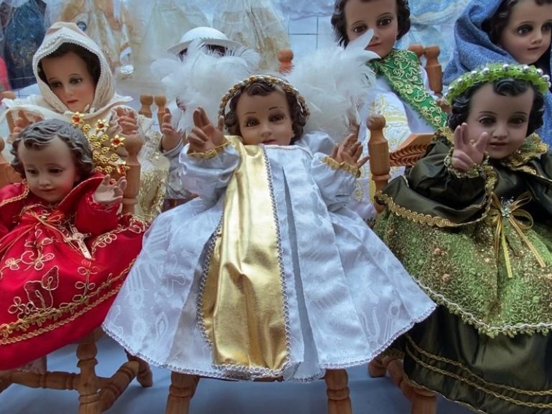 Aumentan hasta 50 pesos precios de vestidos para niño Dios | MEGANOTICIAS