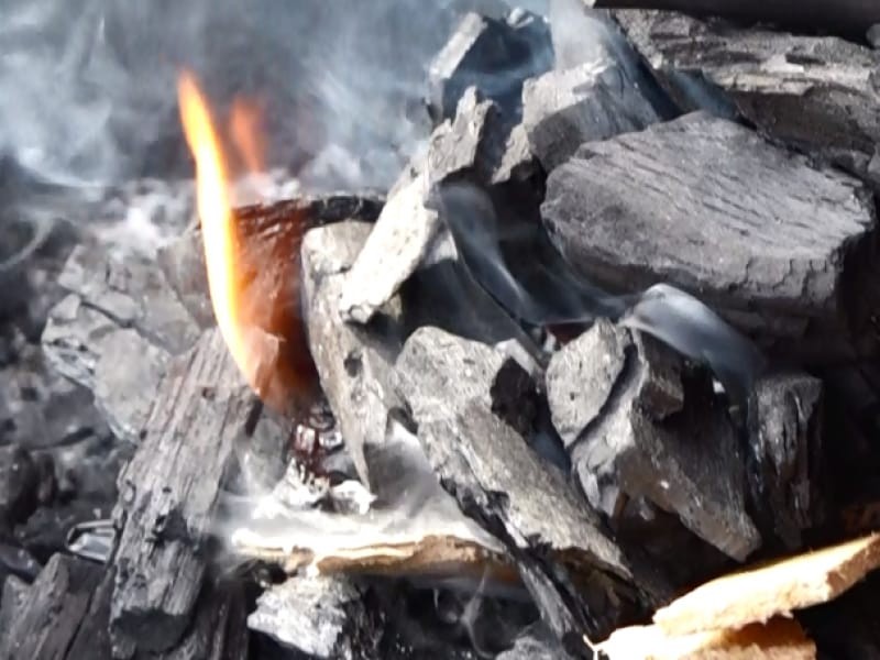 Aumentan intoxicaciones por leña y humo en temporada invernal