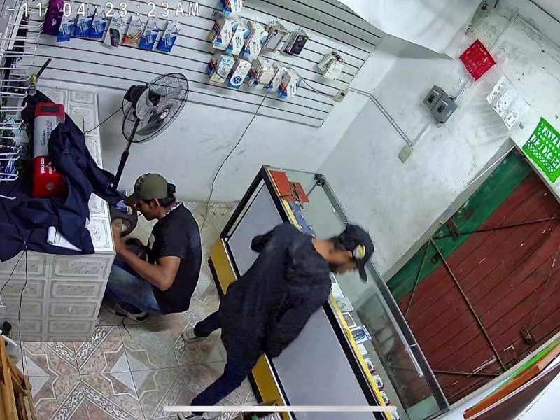 Aumentan los robos en Salina Cruz; saquean taller de reparación de celulares