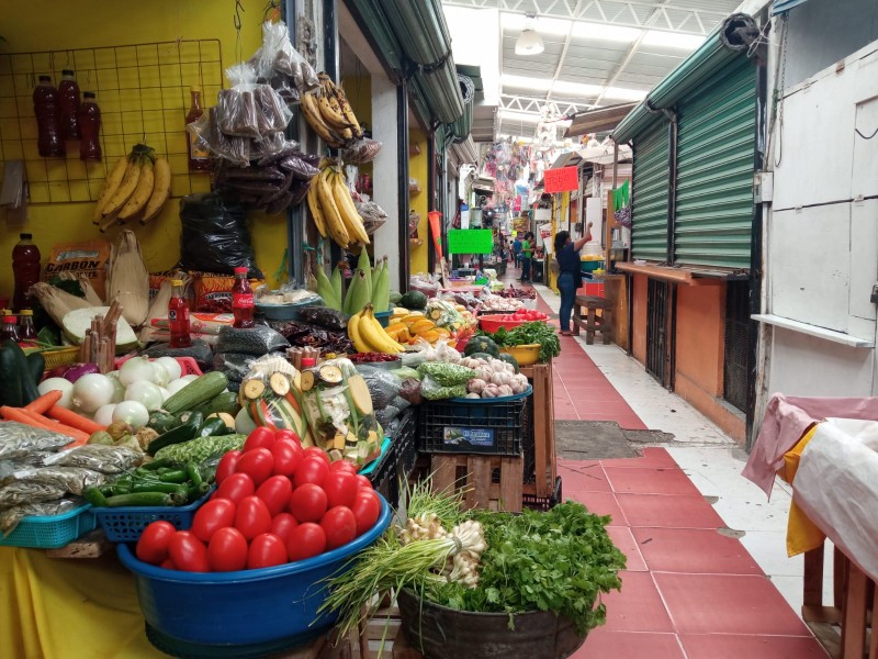 Aumentan precios de productos y alimentos; tuxpeños sobrellevan la inflación