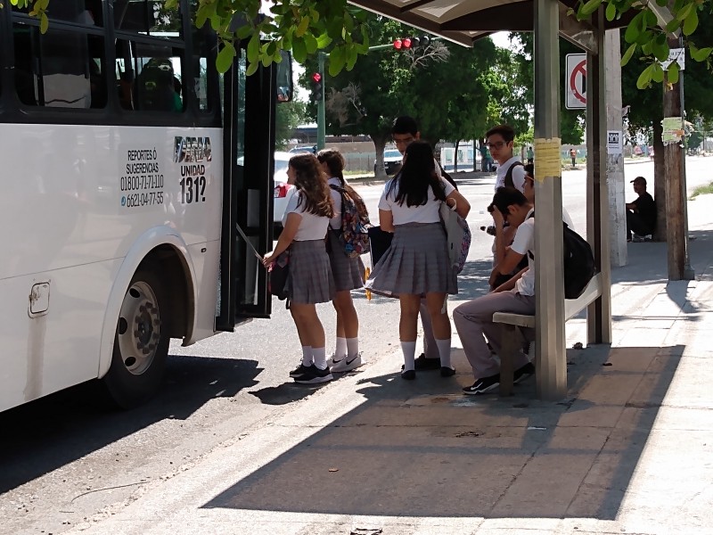 Aumentan quejas por no respetar pasaje gratis