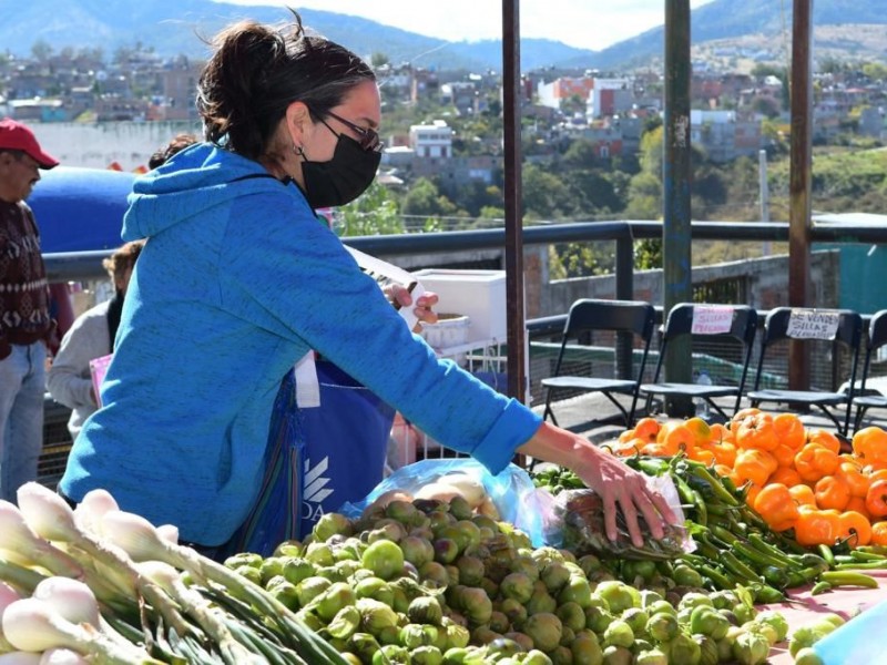 Aumento al salario mínimo repuntará ventas, reconocen comerciantes