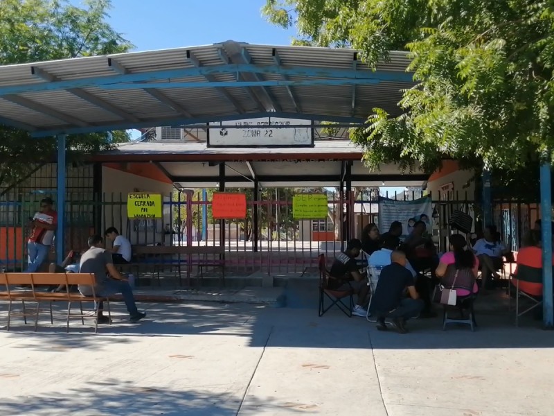 Aun con guardias de seguridad, ocurrían robos en las escuelas