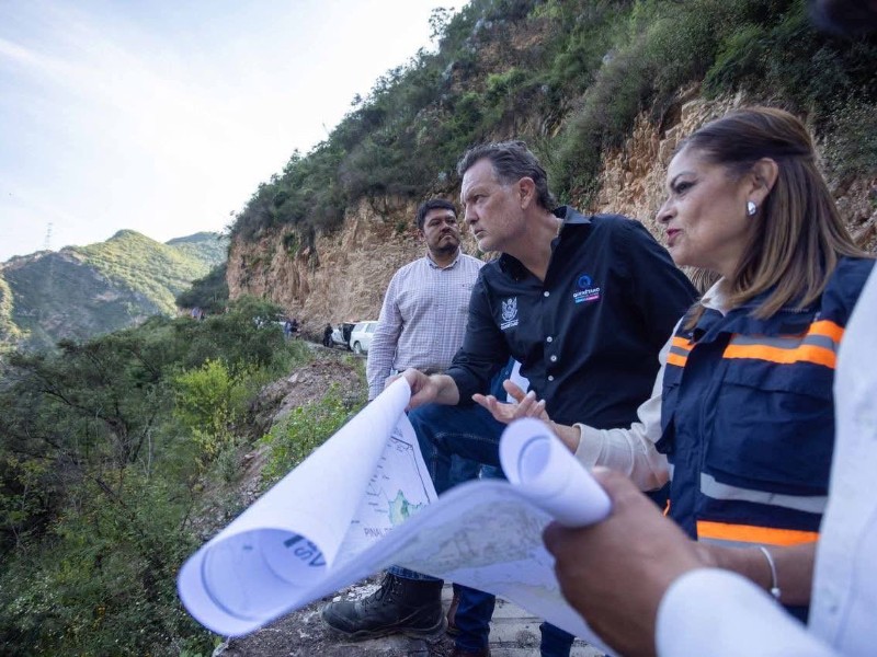 Aún permanecen cerradas algunas vías de la Sierra queretana
