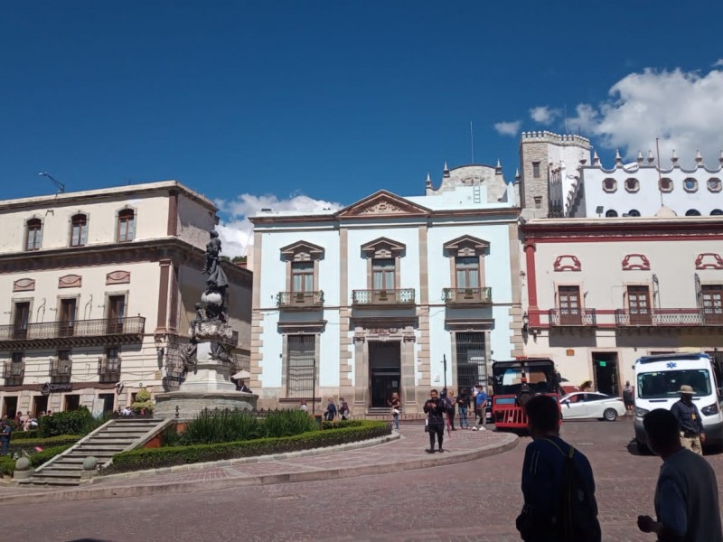 Aunque el turismo ha sido poco, las ventas son buenas