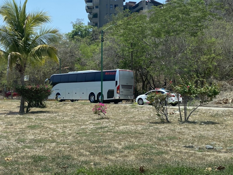 Autobuses turísticos continúan infringiendo reglamento de tránsito