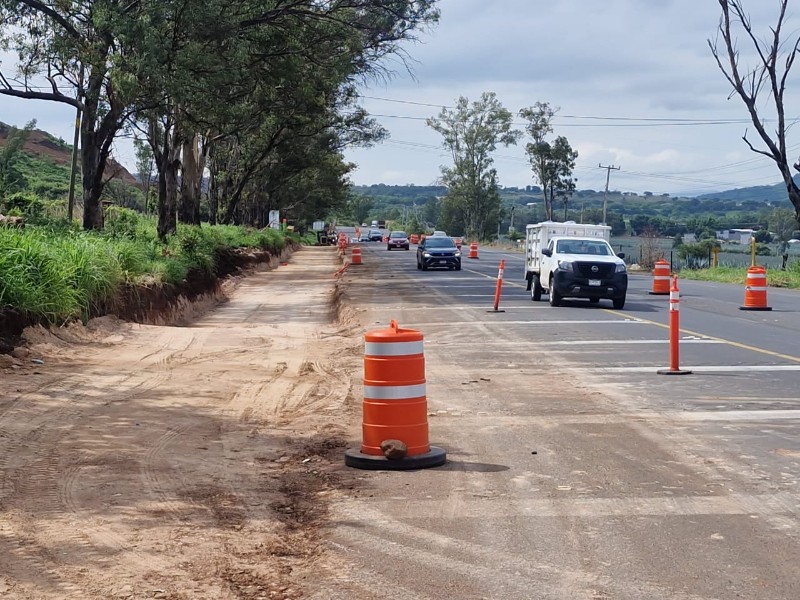 Automovilista a favor de ampliación en carretera Morelia-Guadalajara