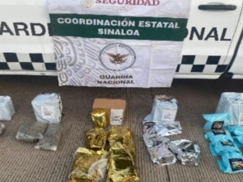 Autoridades aseguran droga y vapeadores en un negocio de paquetería en Culiacán