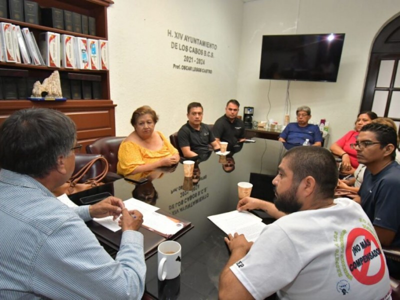 Autoridades buscarán apoyar a maestros