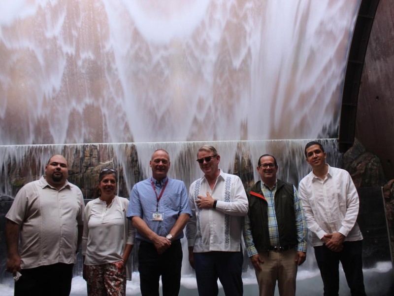 Autoridades canadienses visitan el Acuario Mar de Cortés