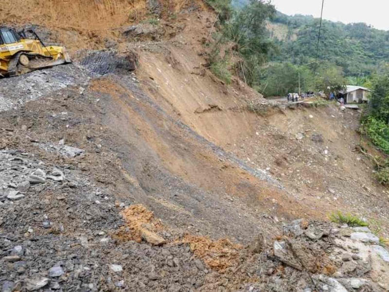 Autoridades continúan trabajos en zonas afectadas por lluvias