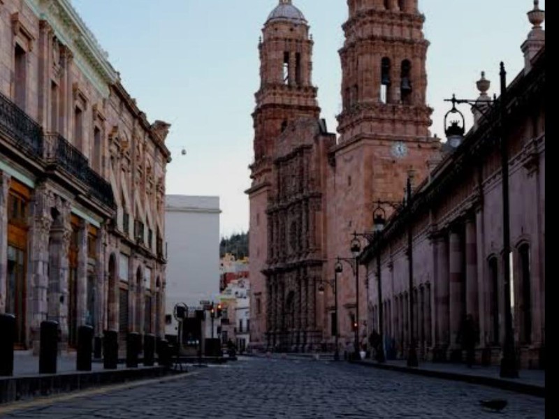 Autoridades del Ayuntamiento analizan instalación de Baños Públicos