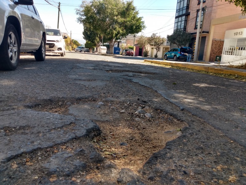 Autoridades engañan a vecinos de la avenida Aldama