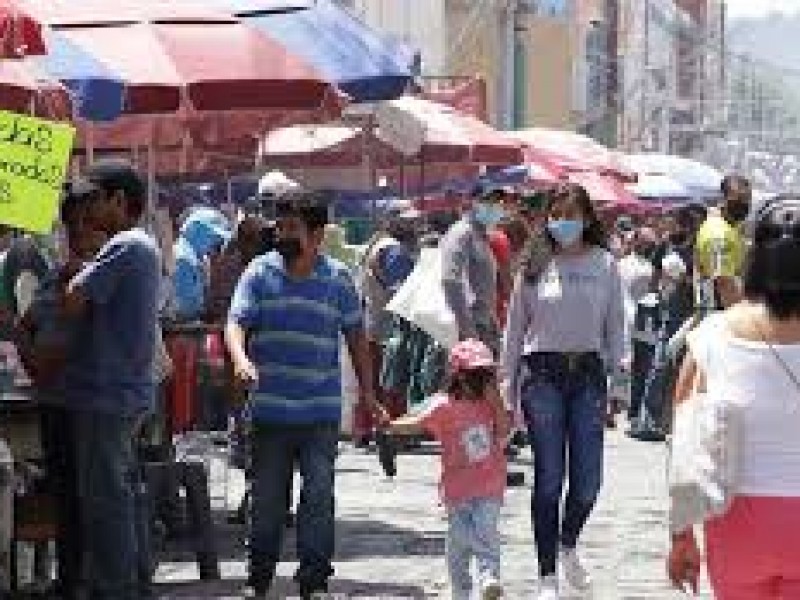 Autoridades exigen a restaurantes y solapa a ambulantes