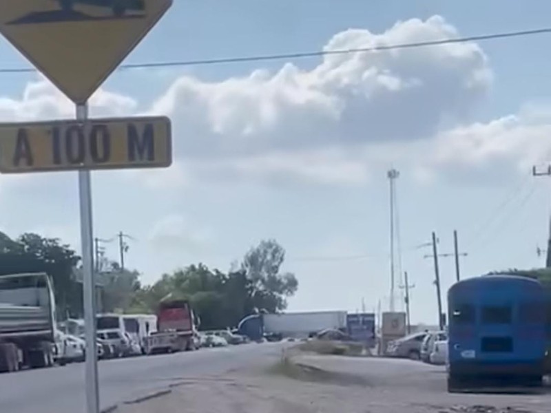 Autoridades liberan bloqueo de la carretera a Villa Juárez