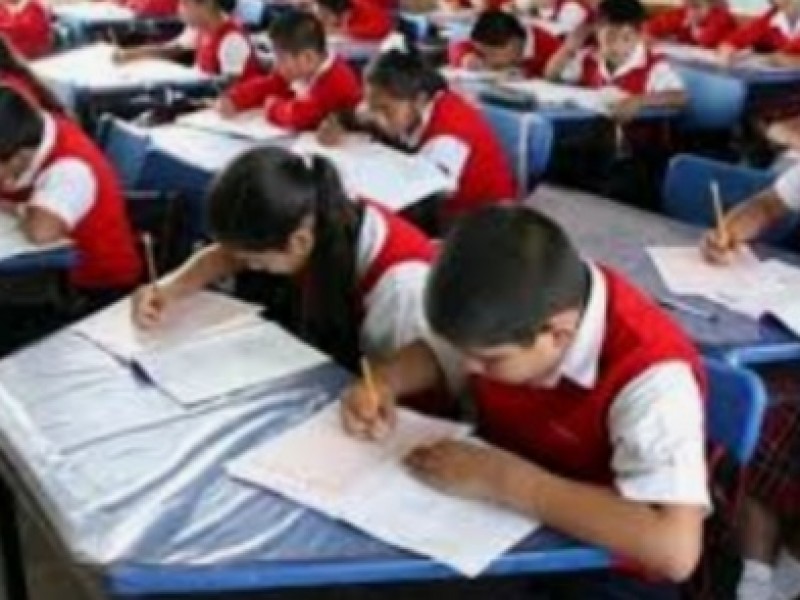 Autoridades municipales presentan resultados en educación